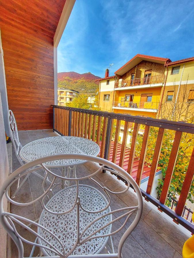 La Ginestra C&B House Lägenhet Castel Di Sangro Exteriör bild